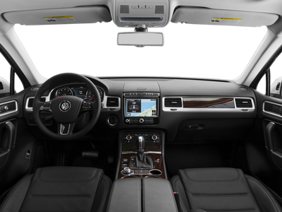 2016 Volkswagen Touareg VR6 FSI Lux