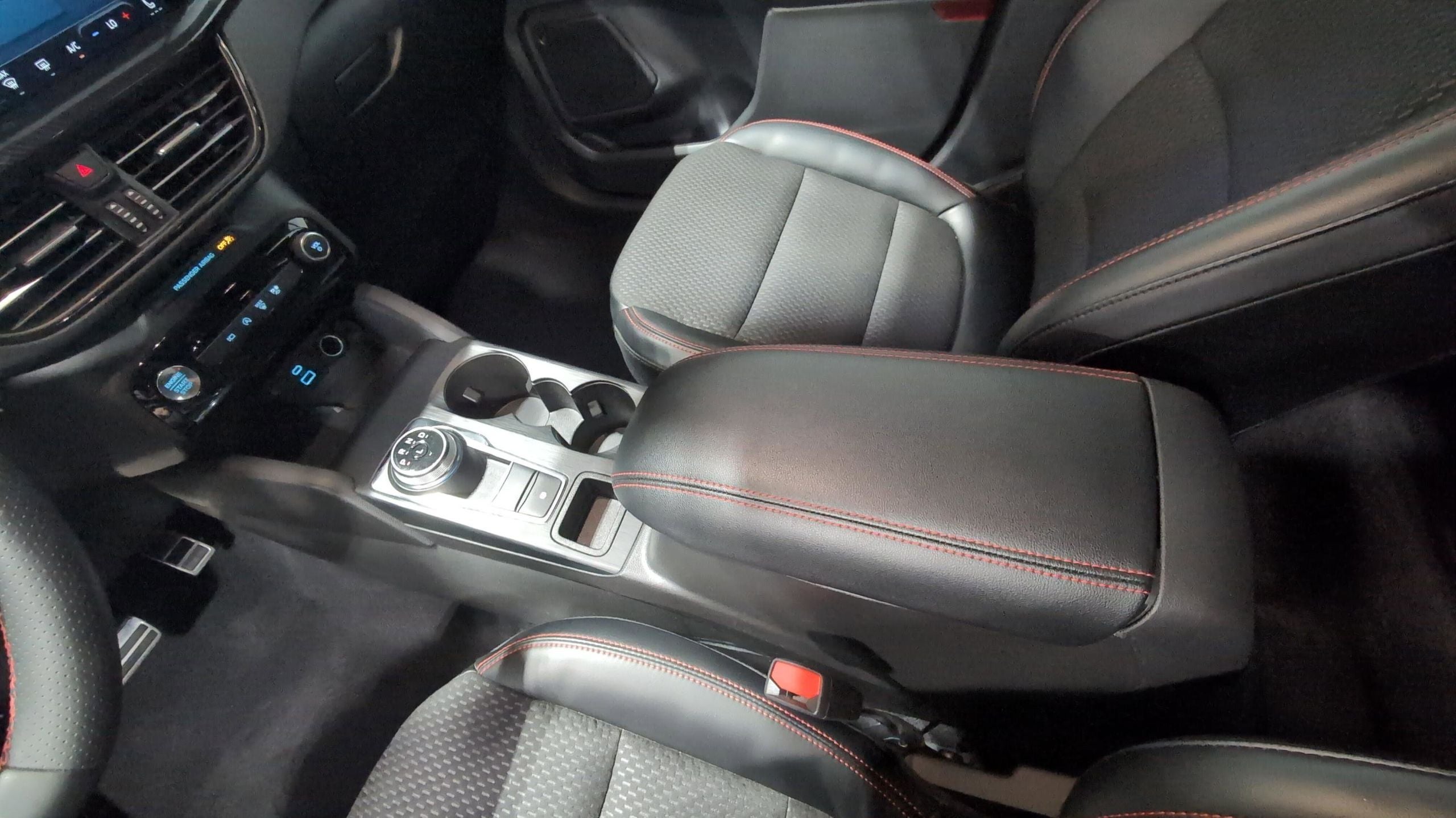 2023 Ford Escape ST-Line Select