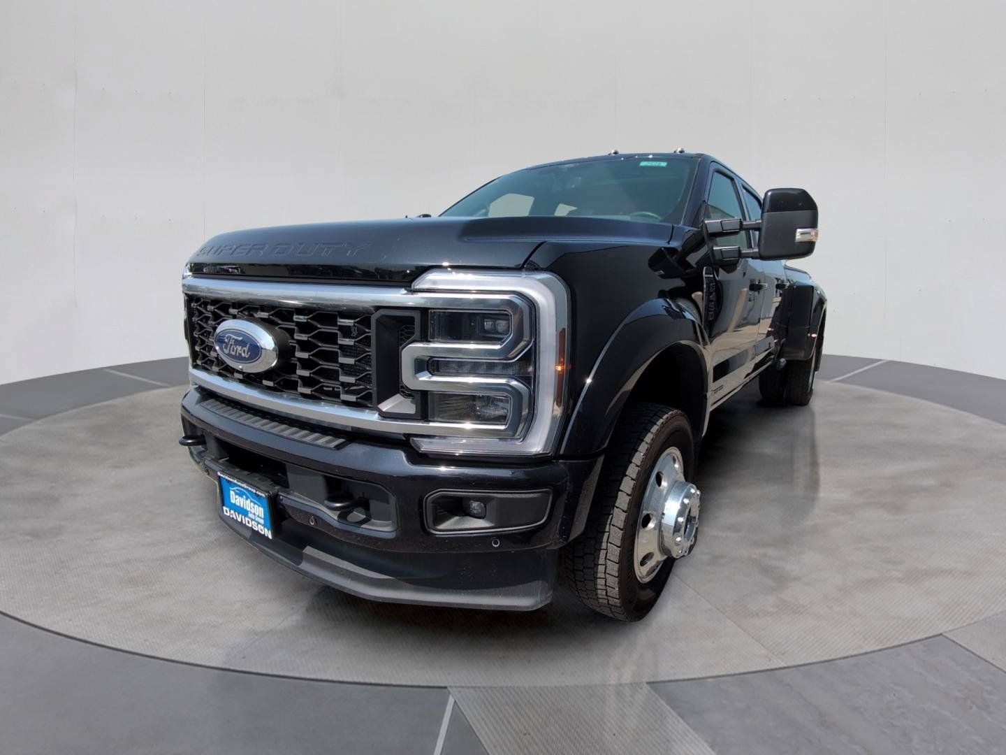 2026 Ford F-450SD Platinum DRW