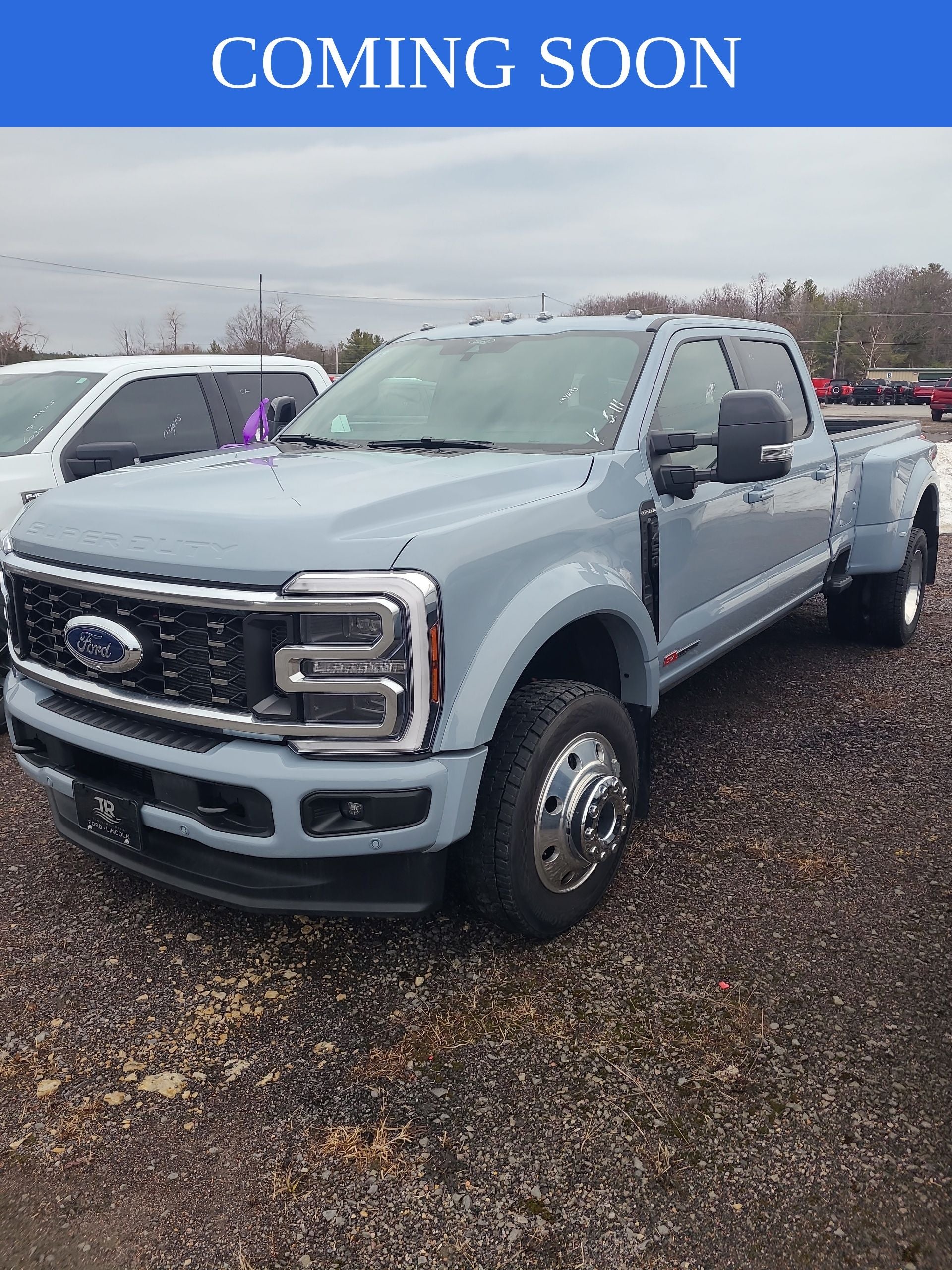 2025 Ford F-450SD Platinum DRW