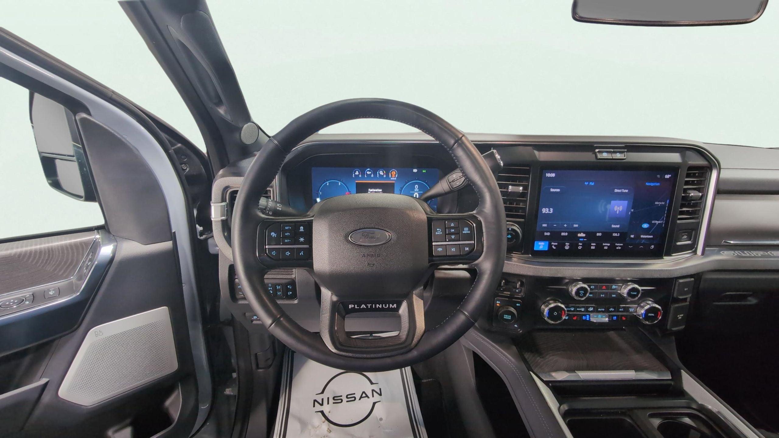 2025 Ford F-450SD Platinum DRW