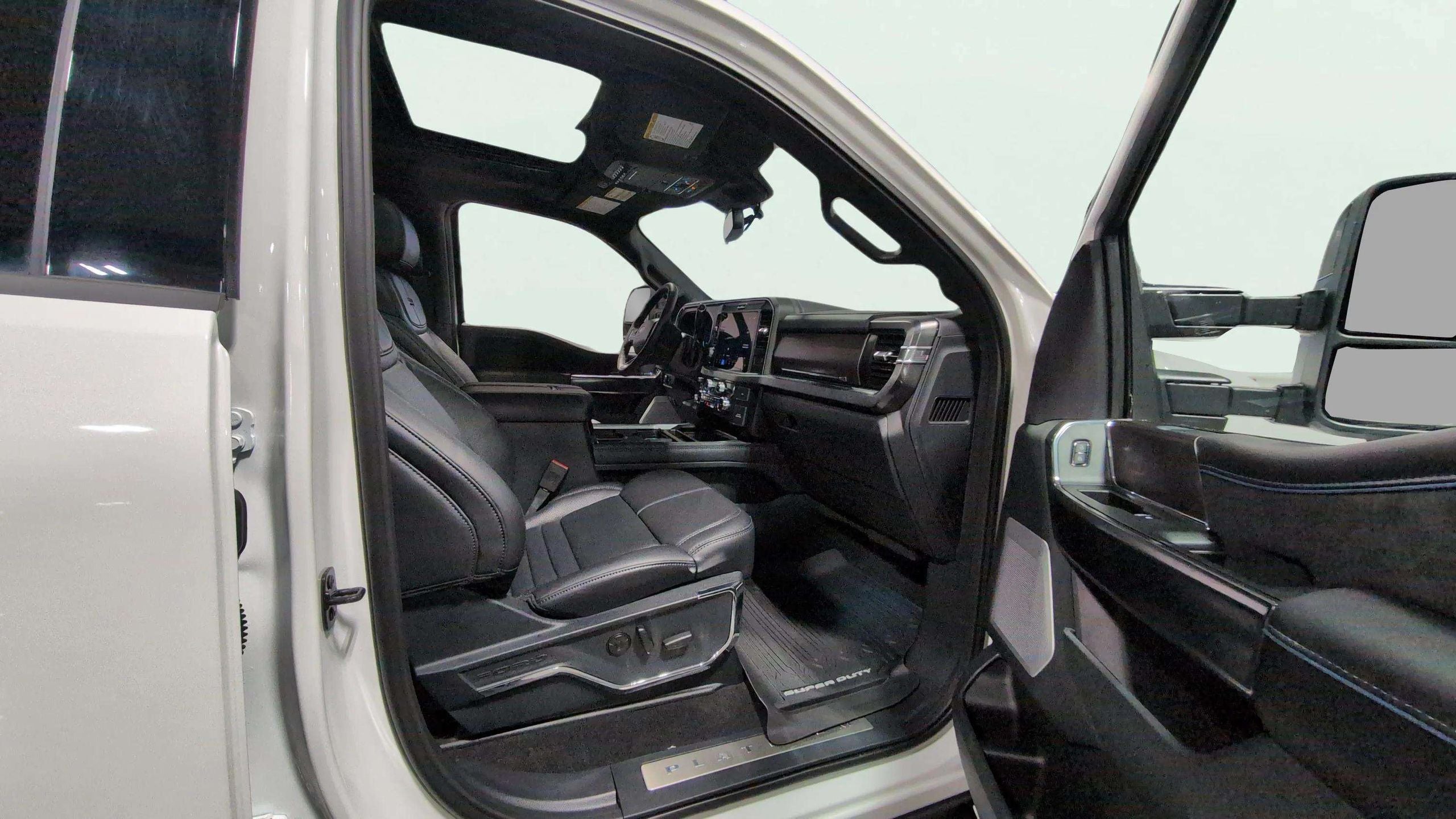 2026 Ford F-450SD Platinum DRW