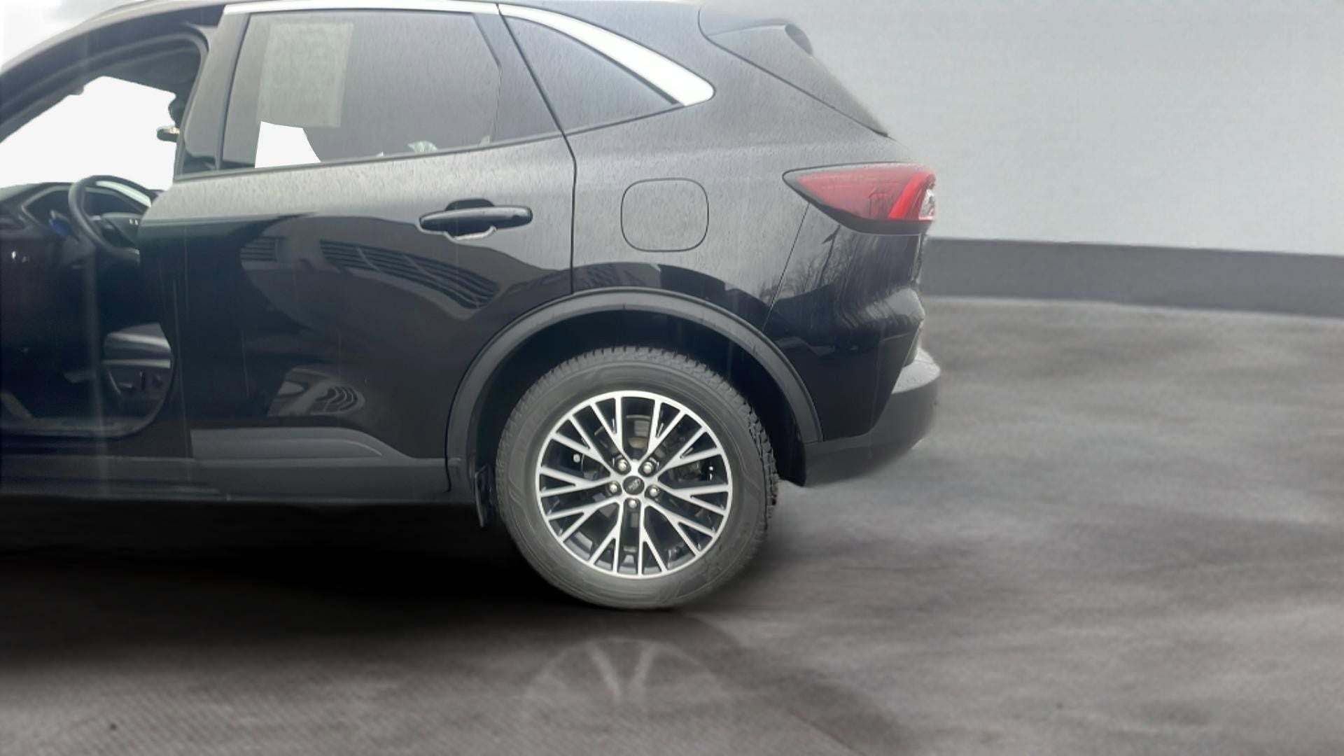 2023 Ford Escape Plug-In Hybrid Base