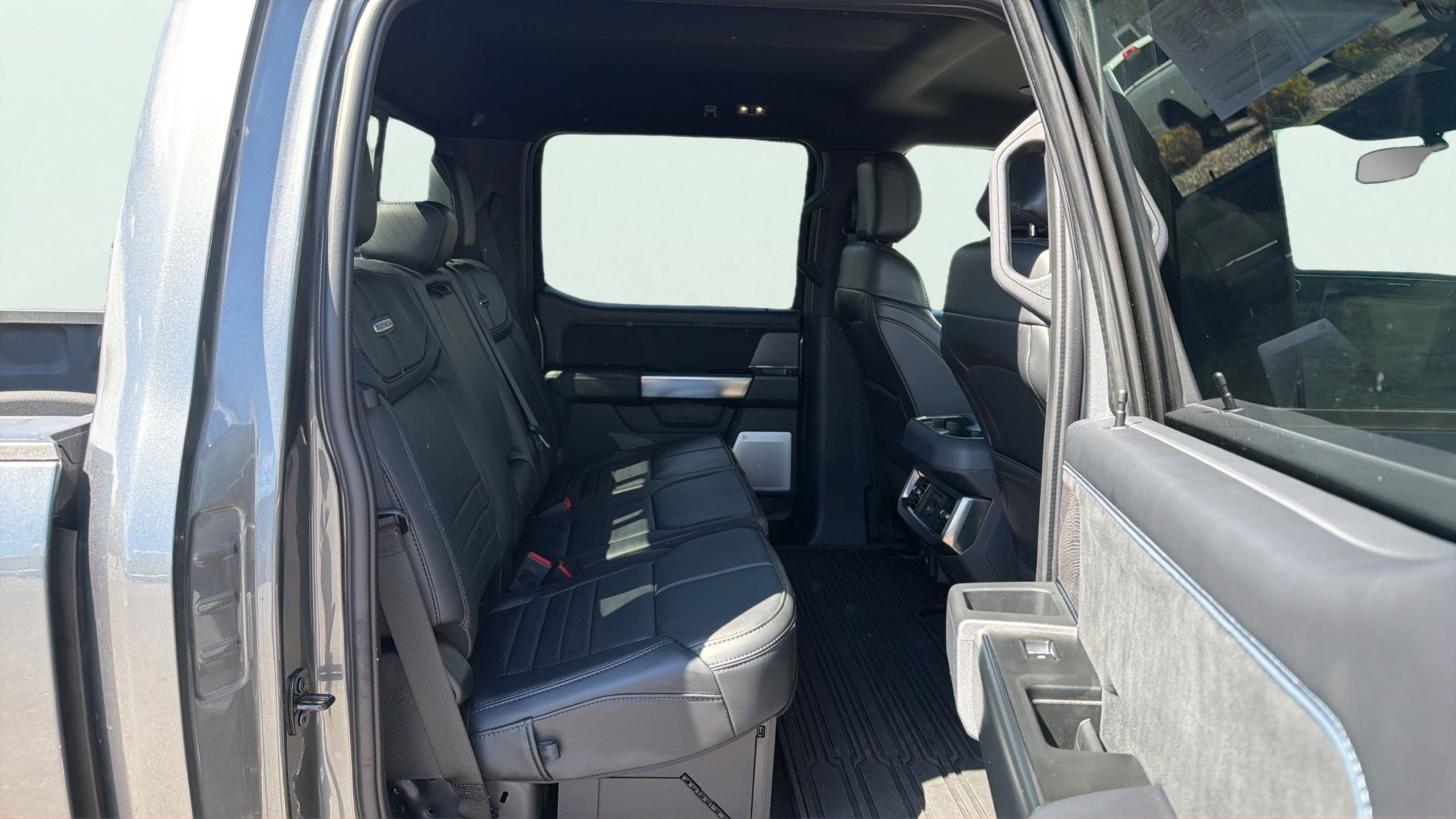 2025 Ford F-250SD Platinum