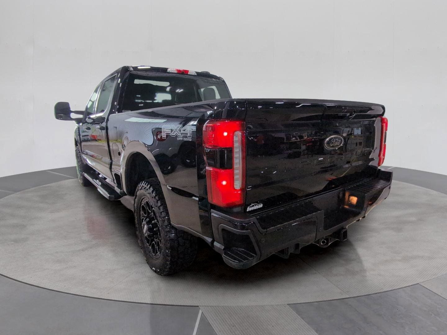 2025 Ford F-250SD Lariat