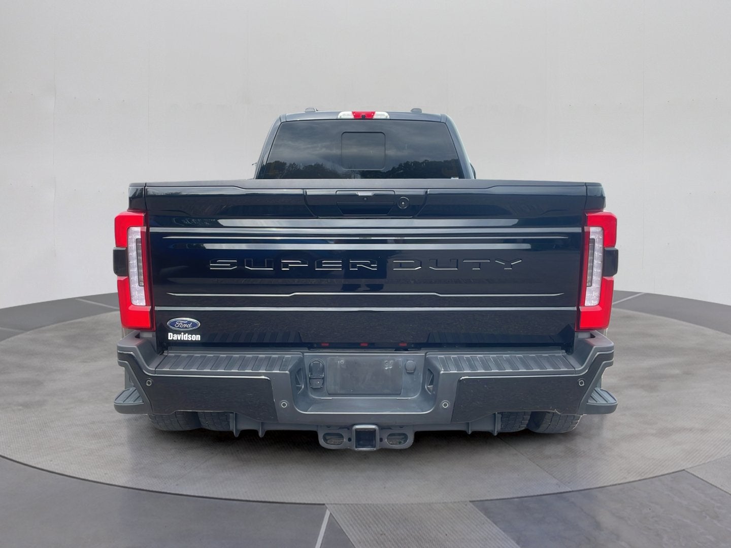 2025 Ford F-450SD Platinum DRW