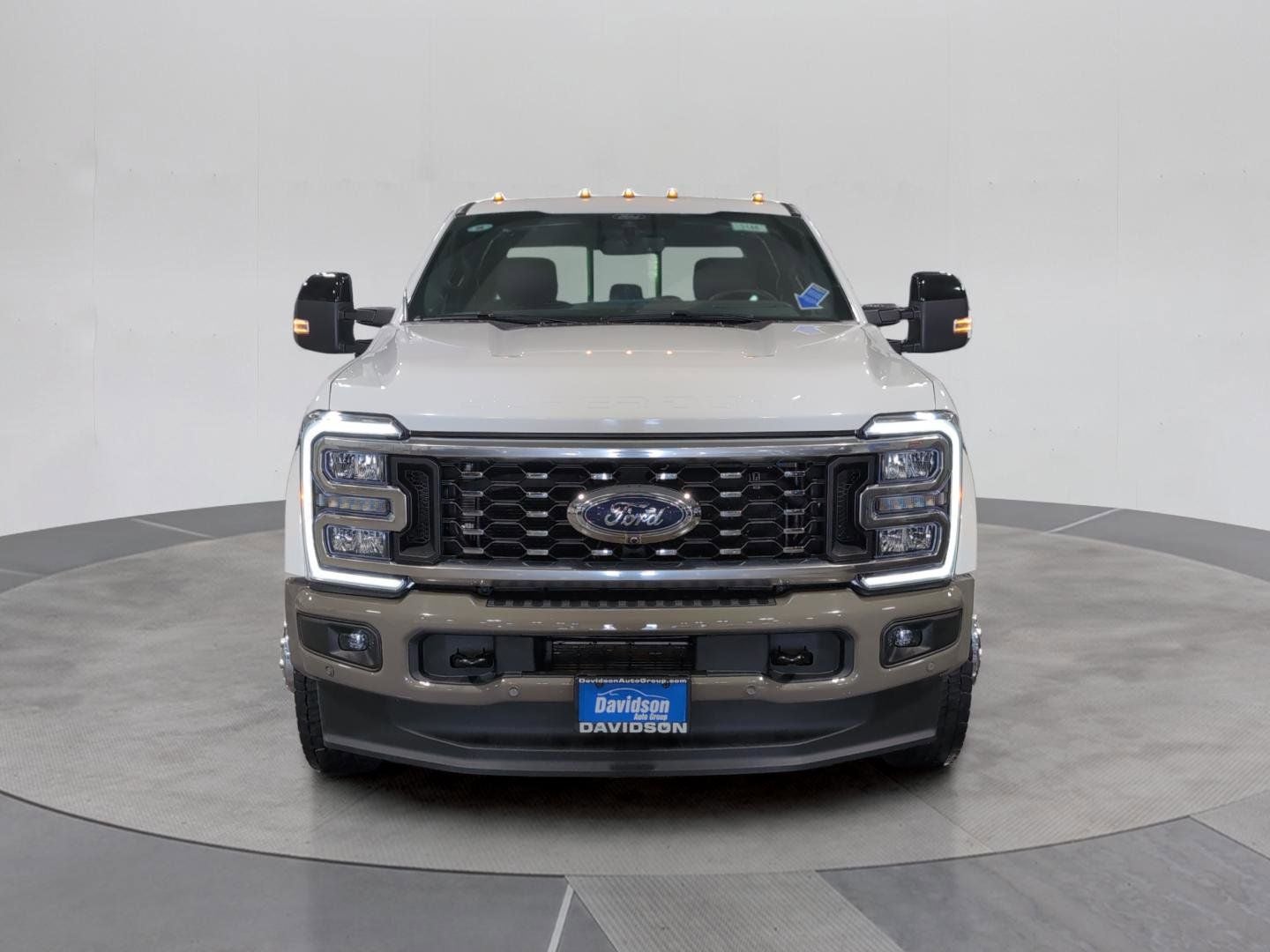 2026 Ford F-450SD King Ranch DRW