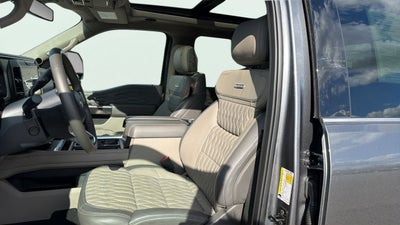 2025 Ford F-450SD Platinum DRW