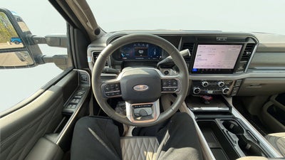 2025 Ford F-450SD Platinum DRW