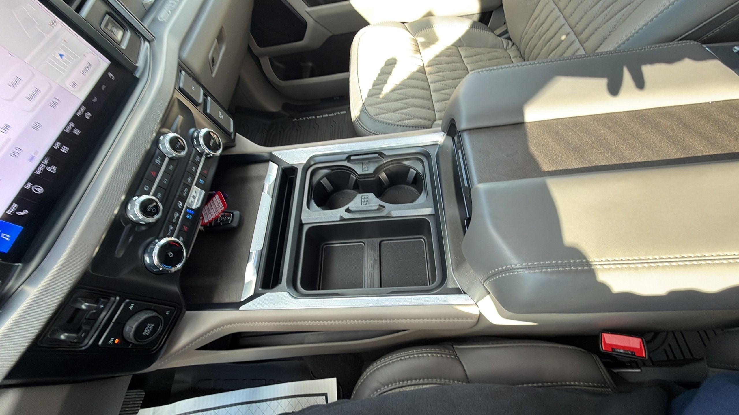 2025 Ford F-450SD Platinum DRW