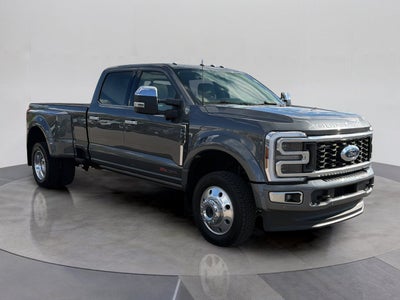 2025 Ford F-450SD Platinum DRW