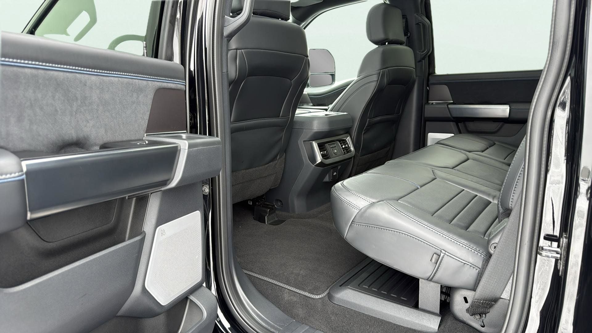 2026 Ford F-450SD Platinum DRW