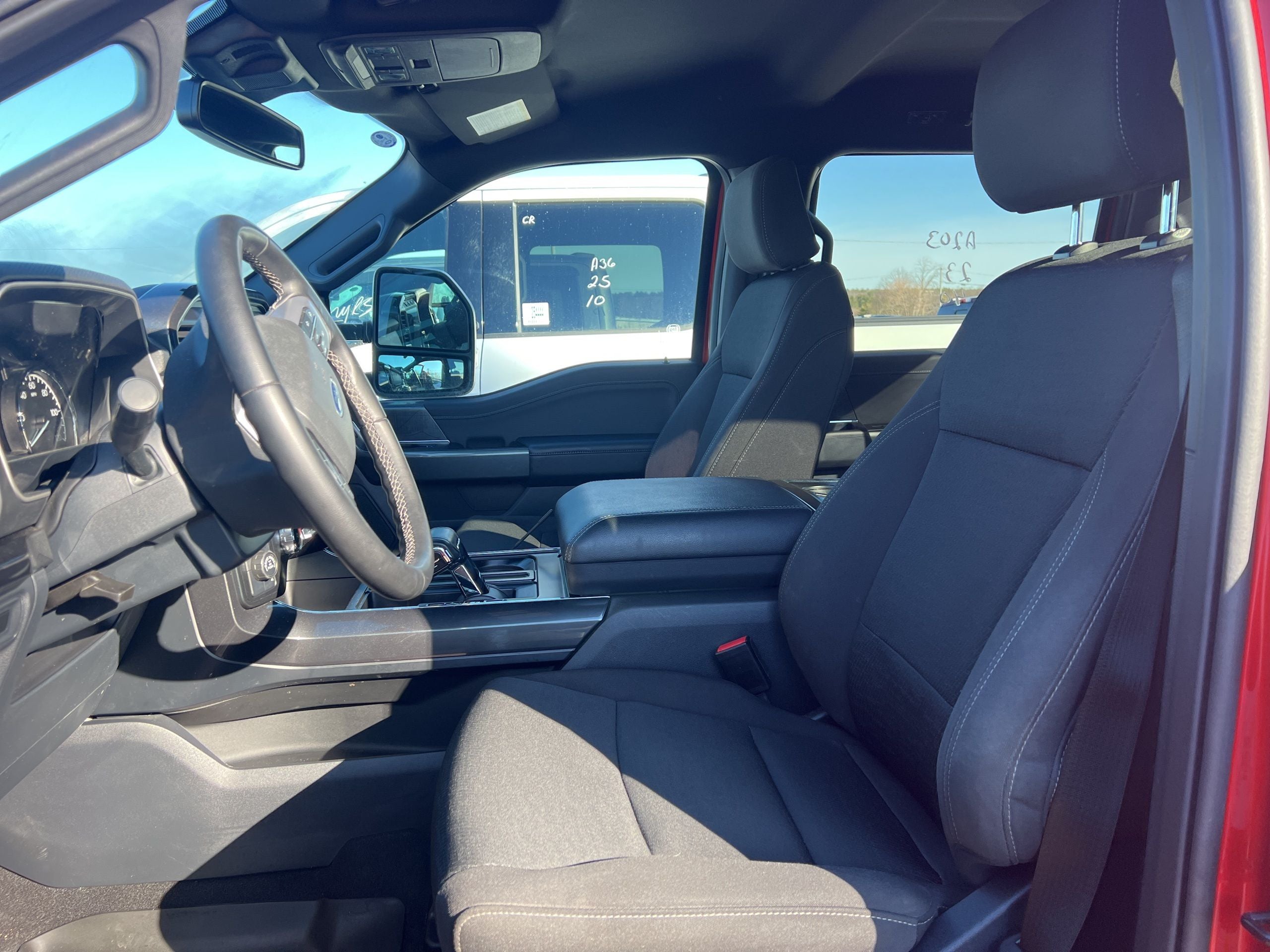 2023 Ford F-150 Base