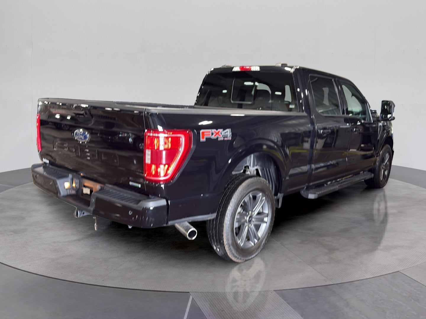 2023 Ford F-150 Base