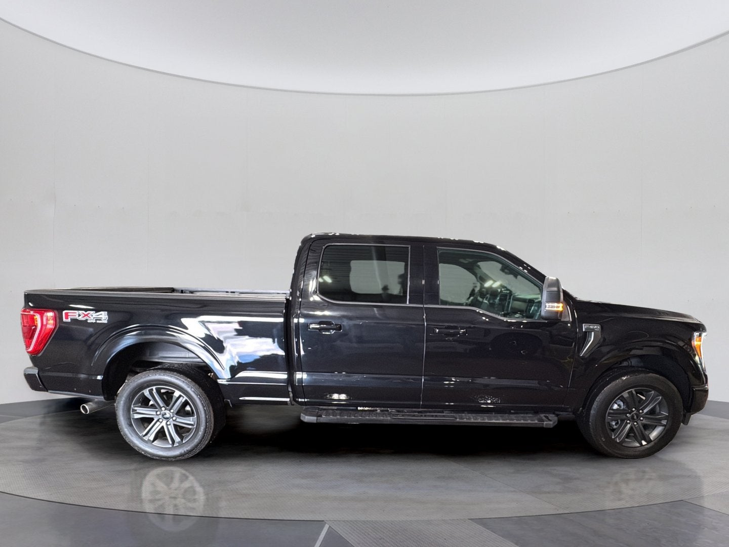 2023 Ford F-150 Base