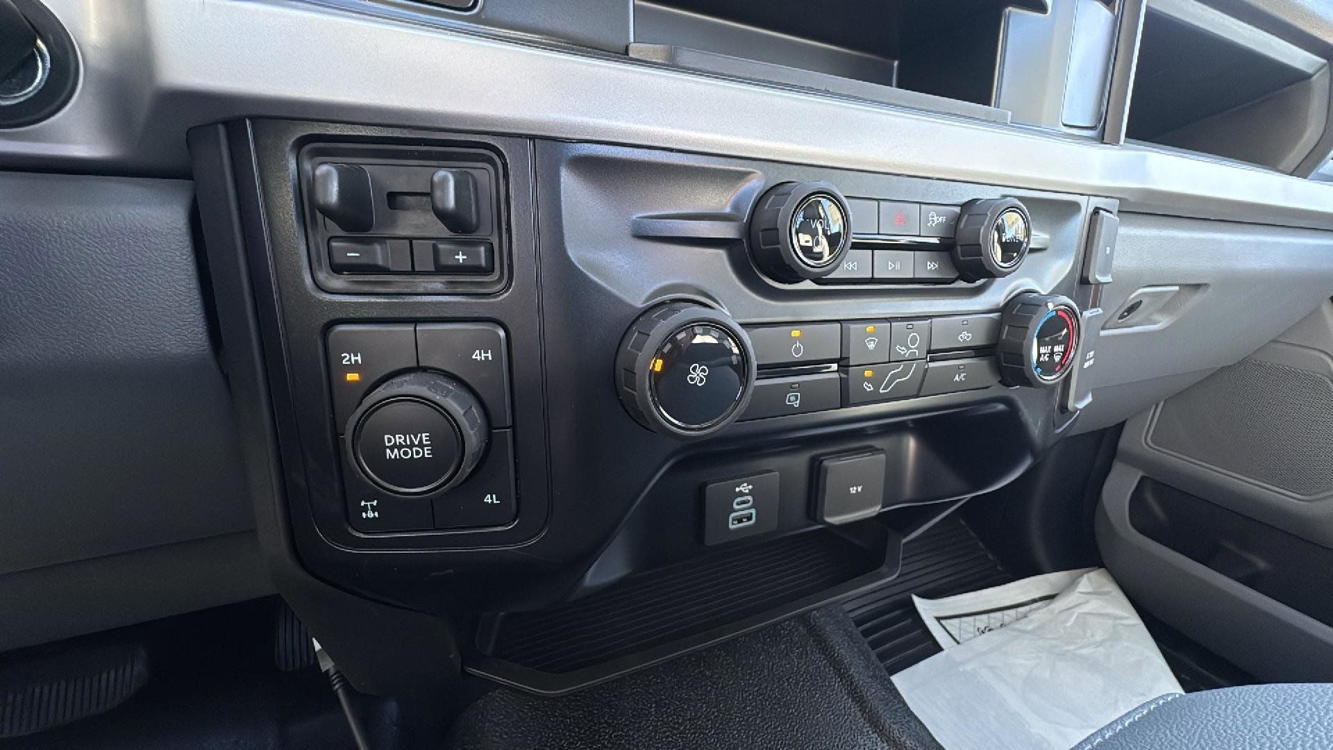 2025 Ford F-350SD XL