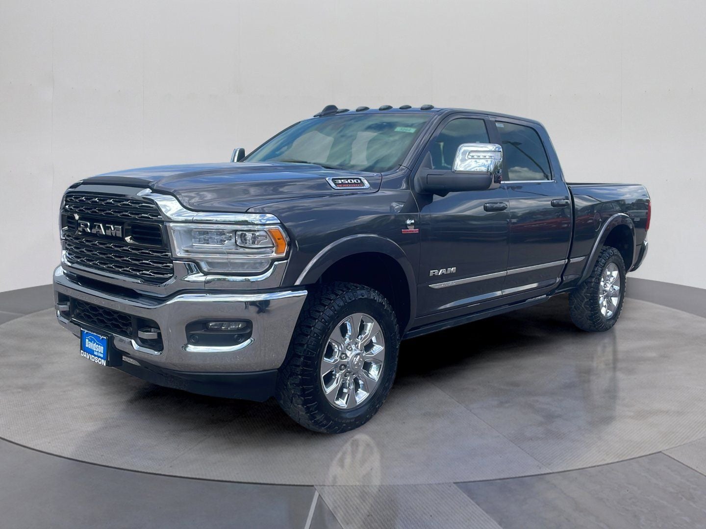 2024 RAM 3500 Limited 4X4 Crew Cab SWB's photo