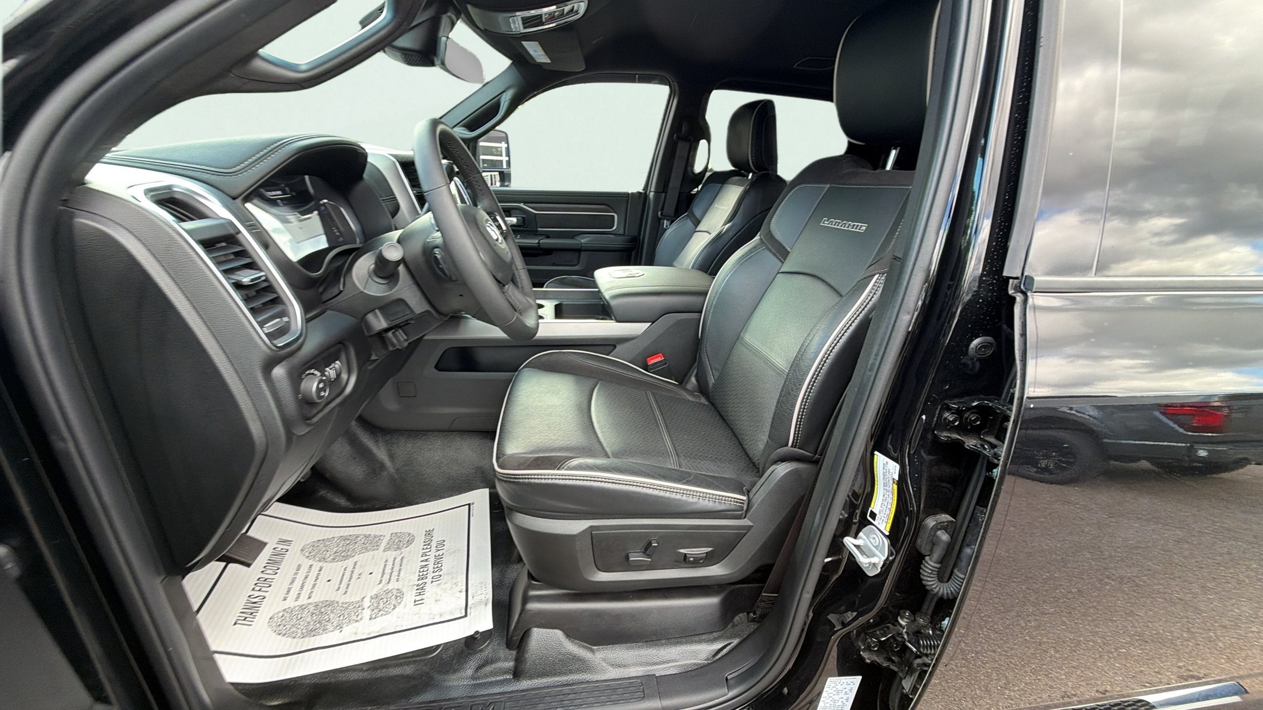 2026 RAM 5500HD Tradesman Flat Bed