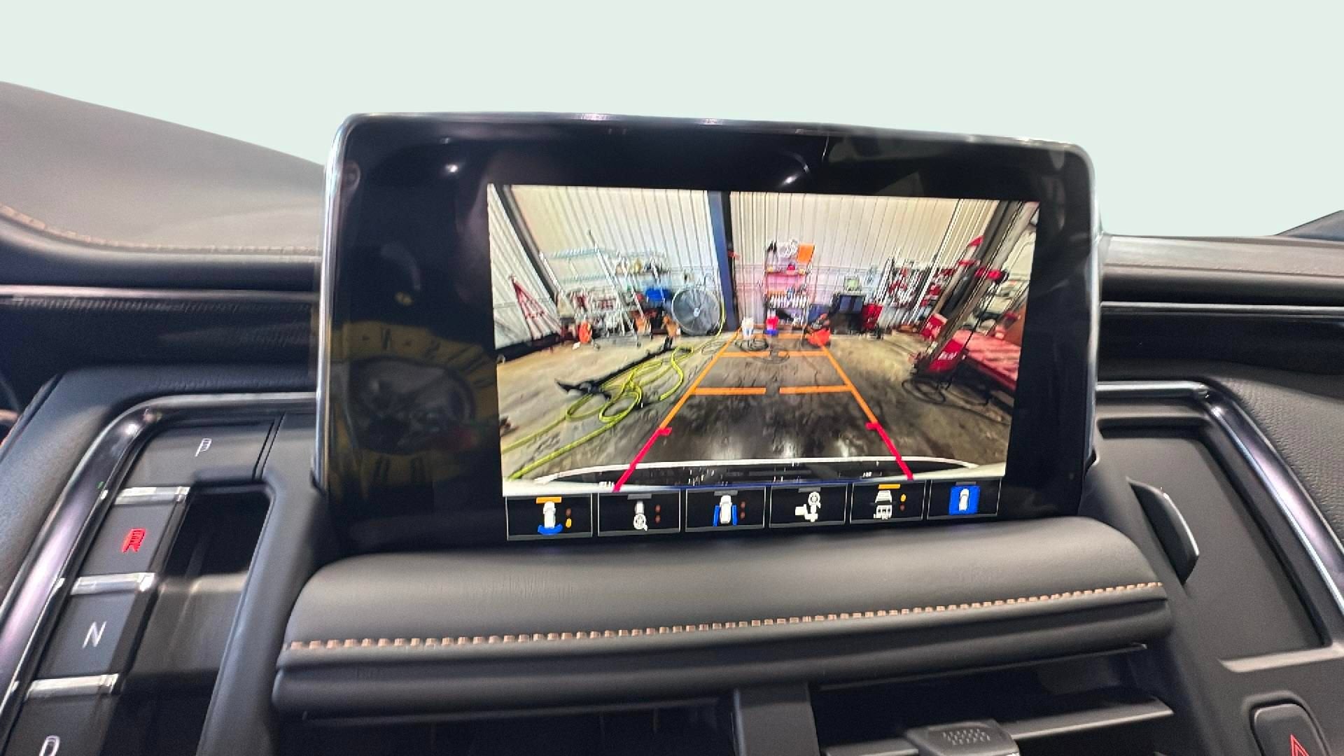 2024 GMC Yukon XL AT4