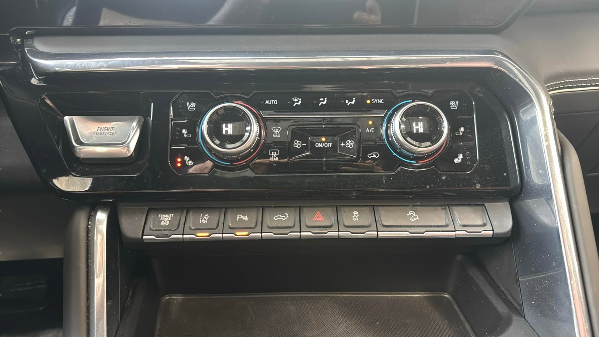 2024 GMC Sierra 3500 HD Denali Ultimate