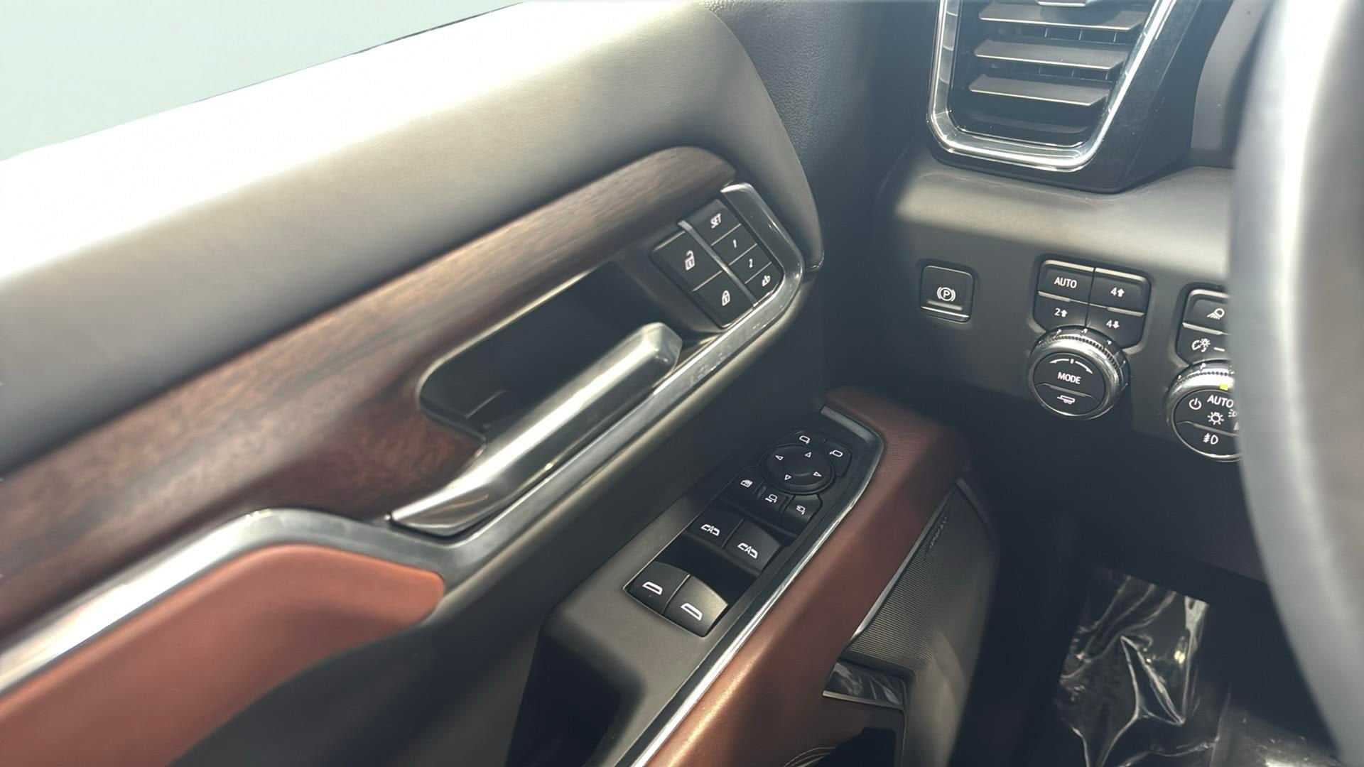 2024 GMC Sierra 3500 HD Denali Ultimate