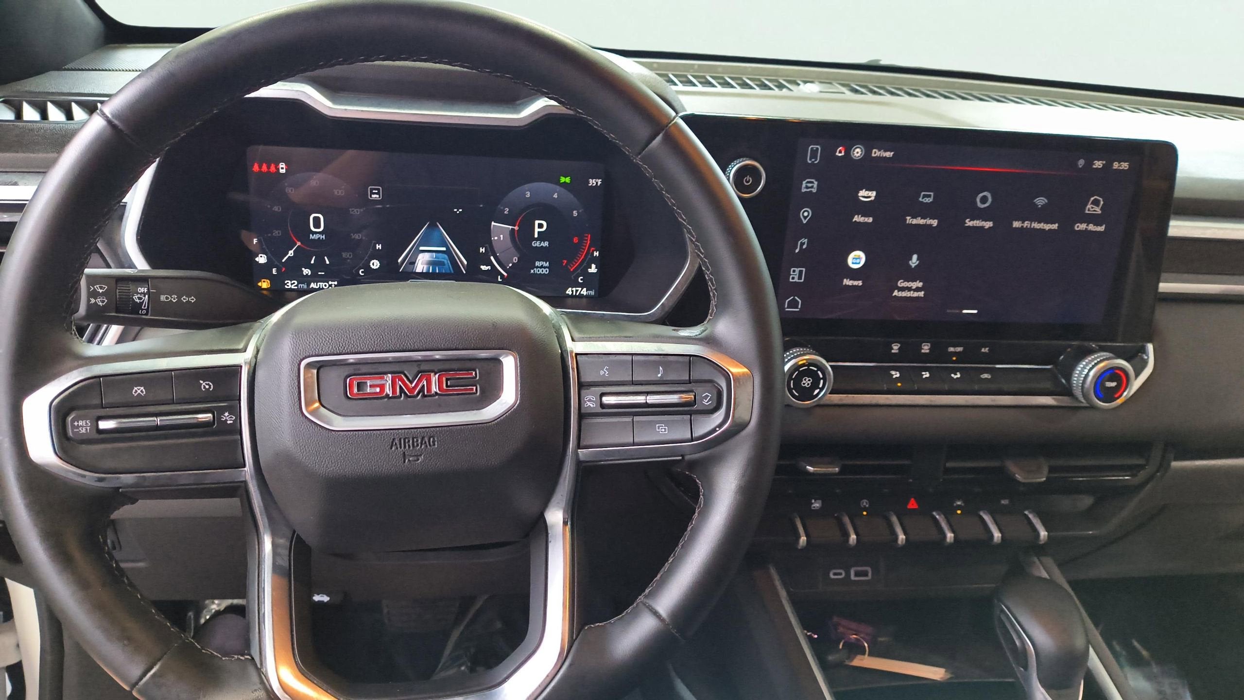 2025 GMC Canyon Elevation