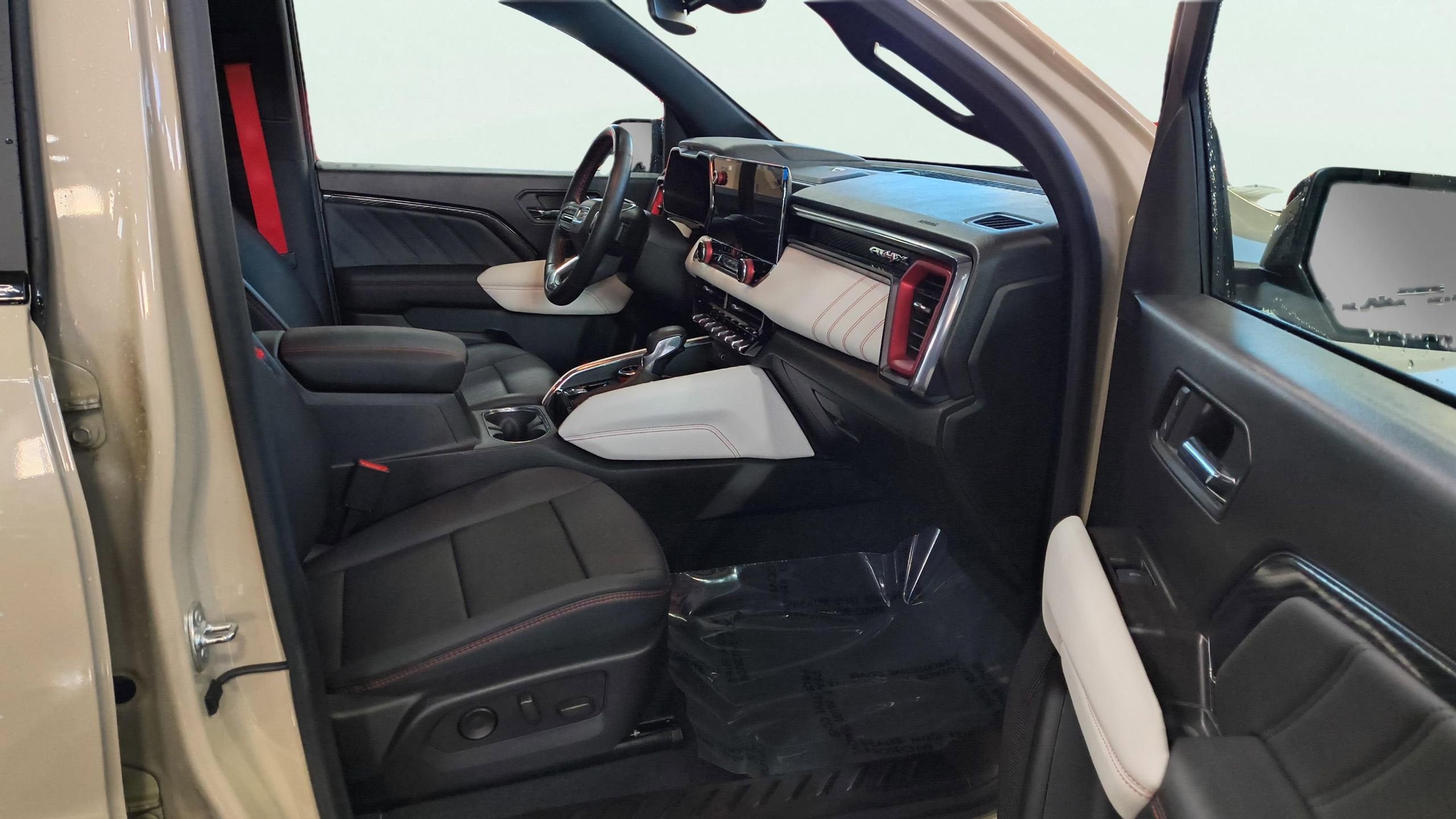 2024 GMC Canyon AT4X