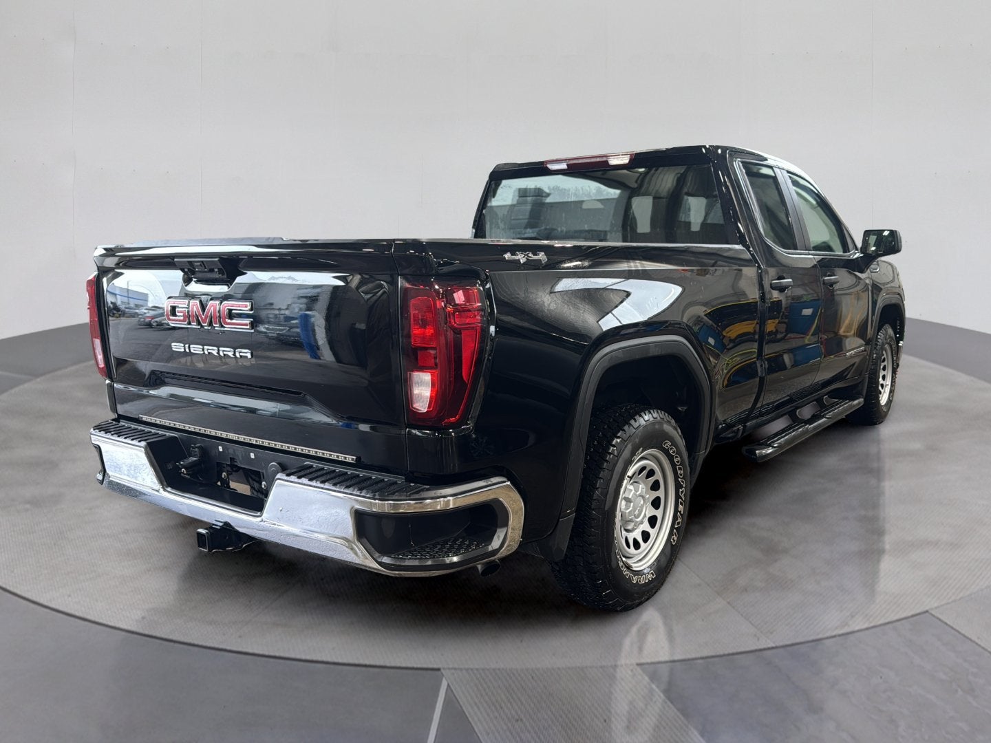2023 GMC Sierra 1500 Pro