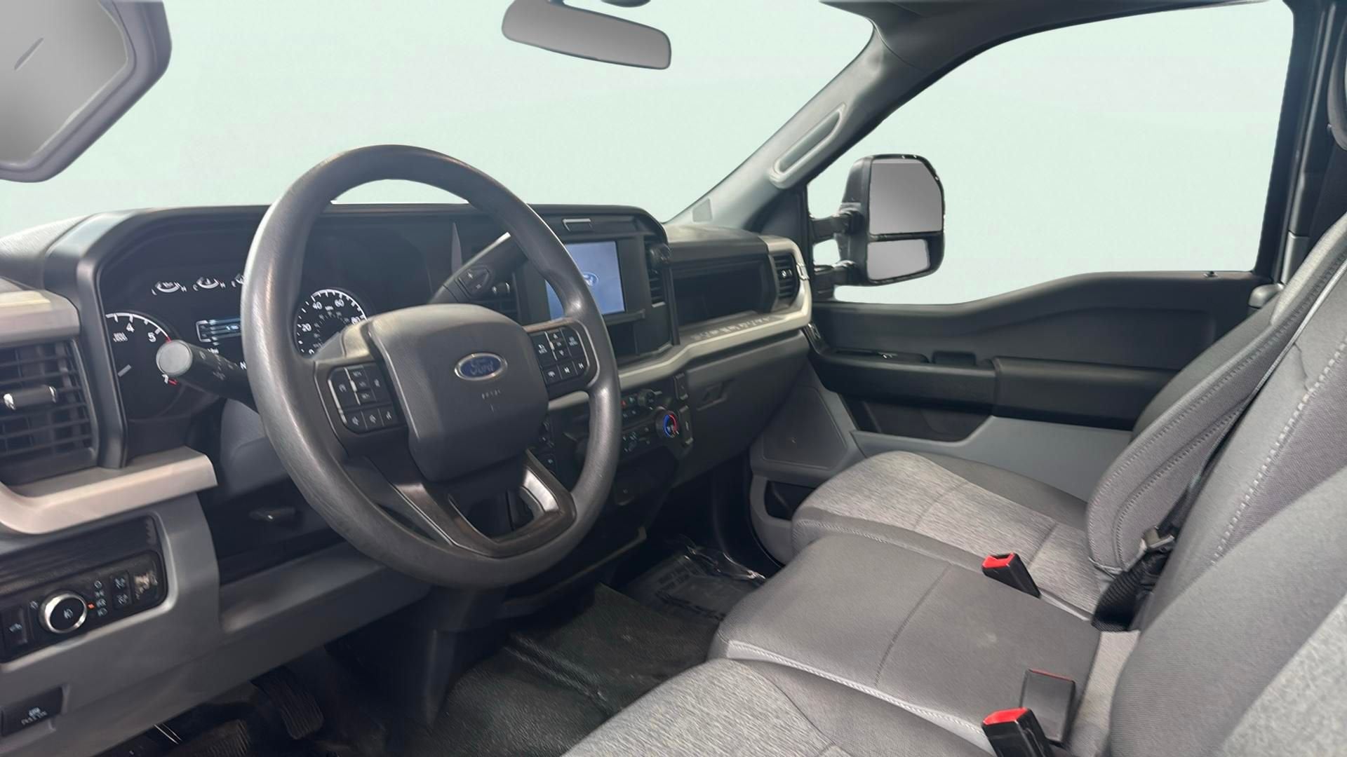 2025 Ford Super Duty F-350 SRW XL