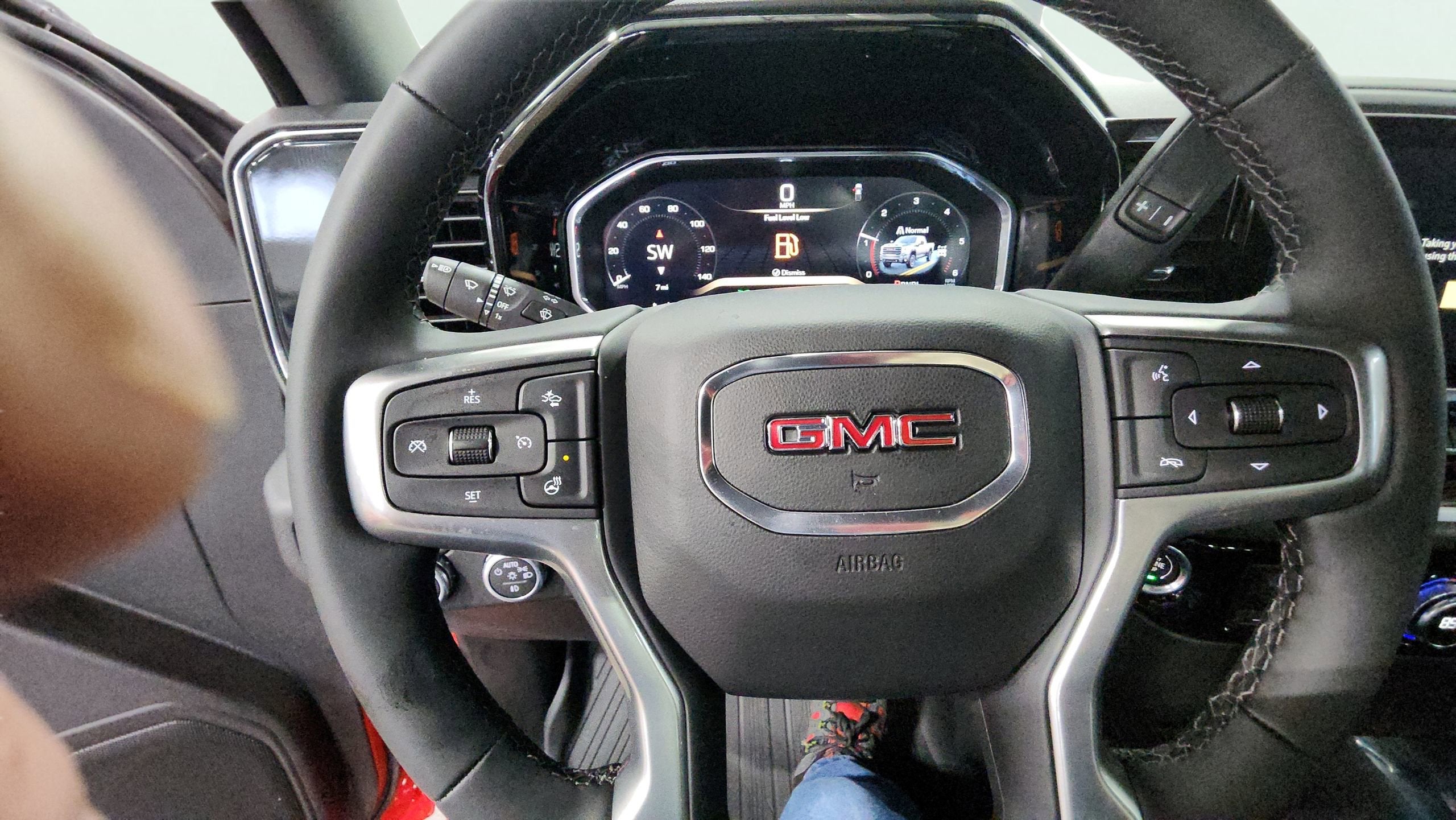 2026 GMC Sierra 3500 HD SLE