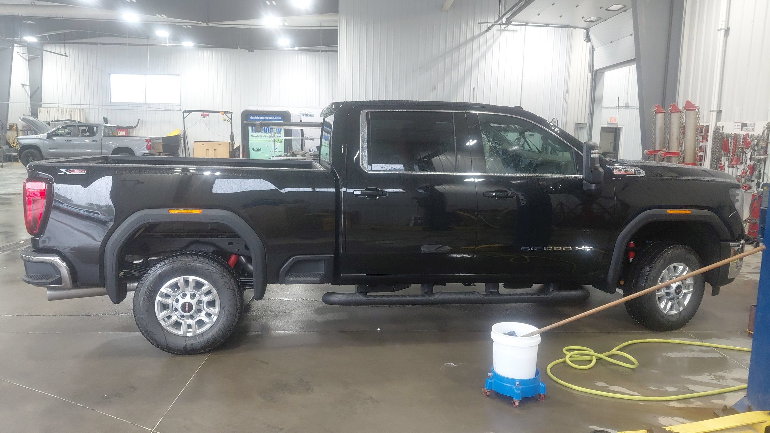 2026 GMC Sierra 2500 HD SLE
