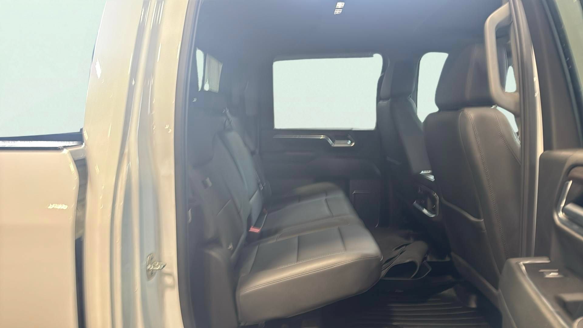 2025 GMC Sierra 3500 HD SLT