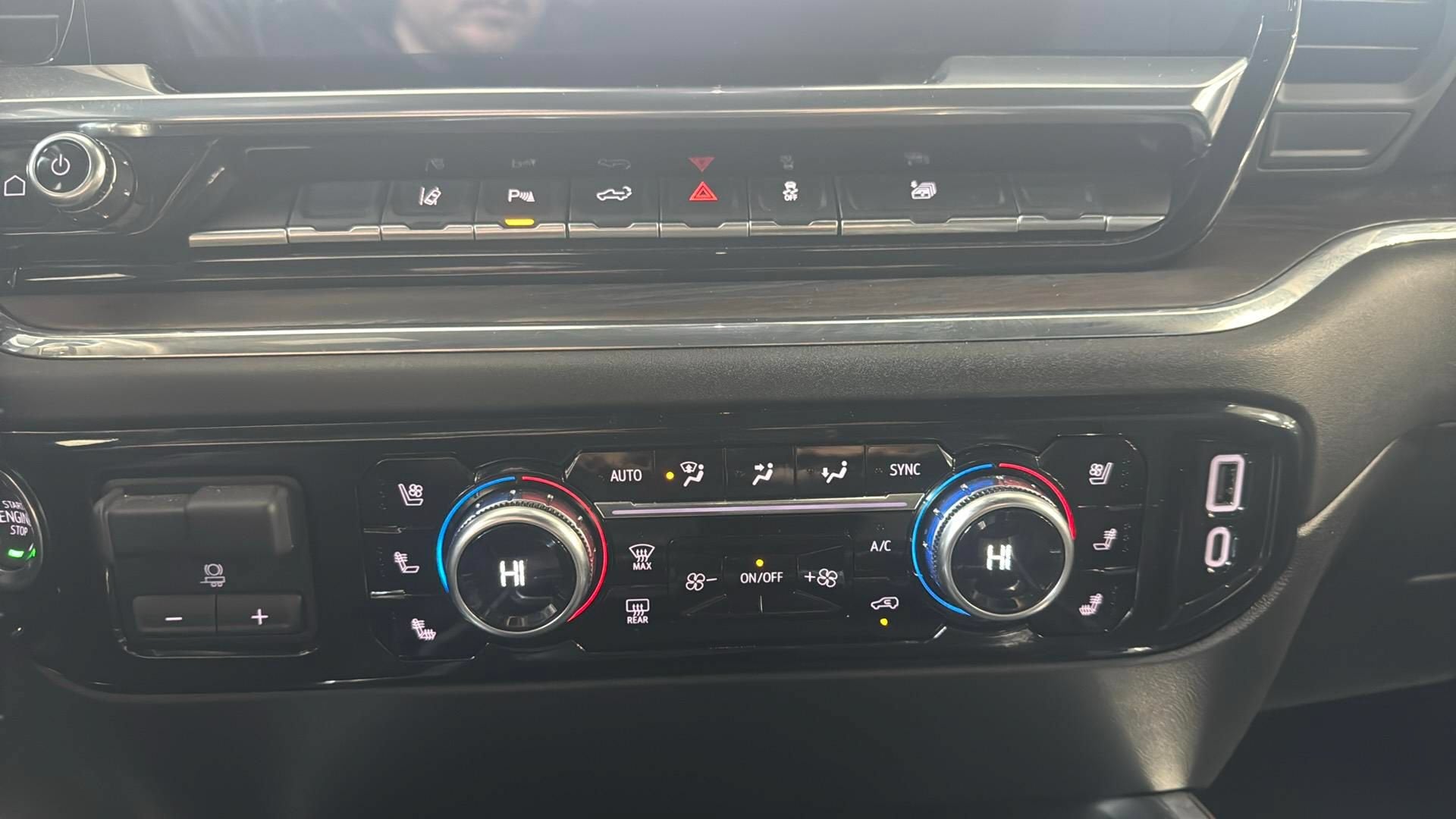 2025 GMC Sierra 3500 HD SLT