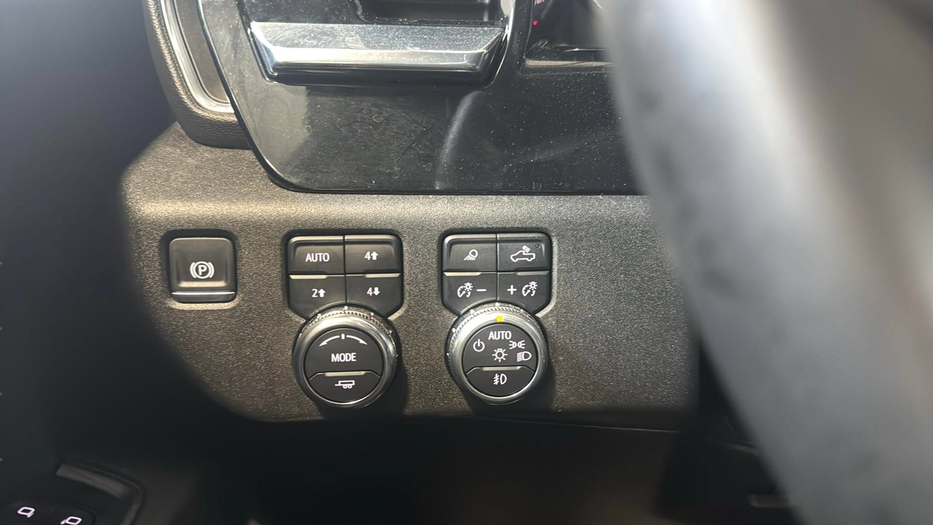 2025 GMC Sierra 3500 HD SLT
