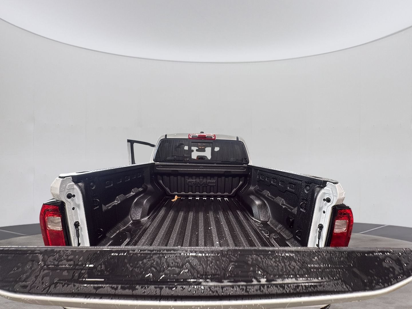 2026 GMC Canyon AT4 - Photo 13