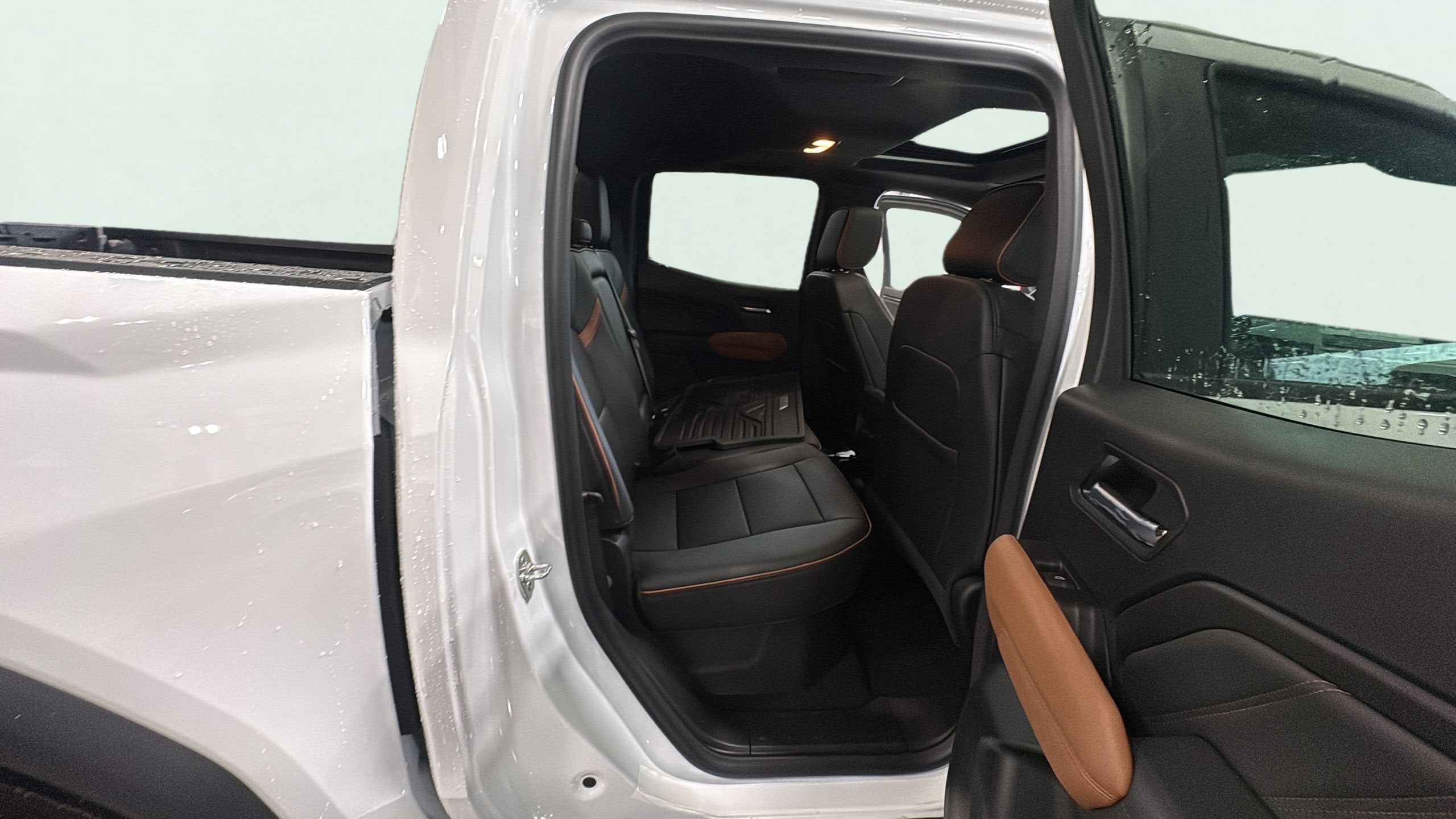 2026 GMC Canyon AT4 - Photo 14