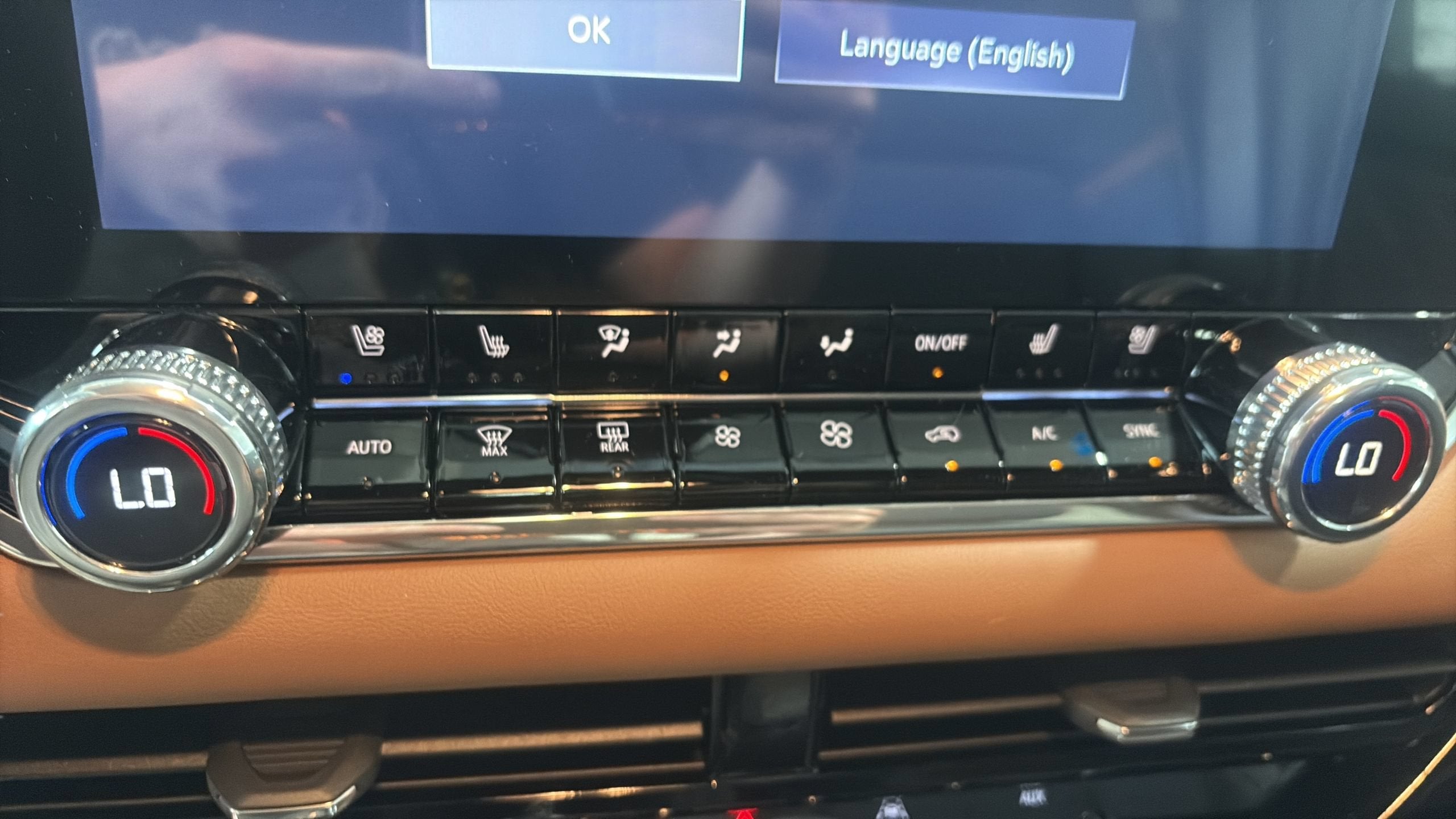 2026 GMC Canyon AT4 - Photo 23