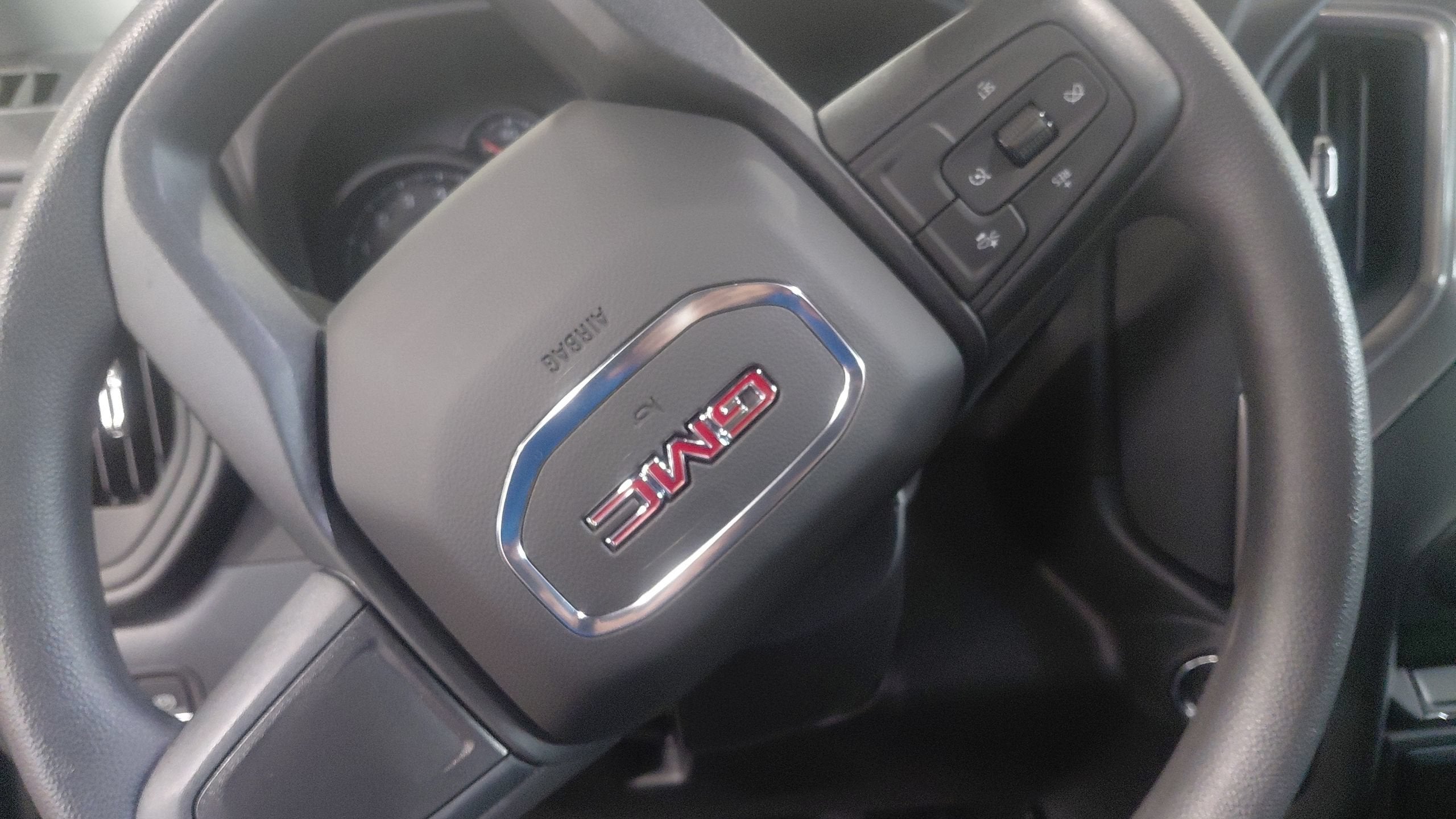 2026 GMC Sierra 1500 Pro - Photo 17