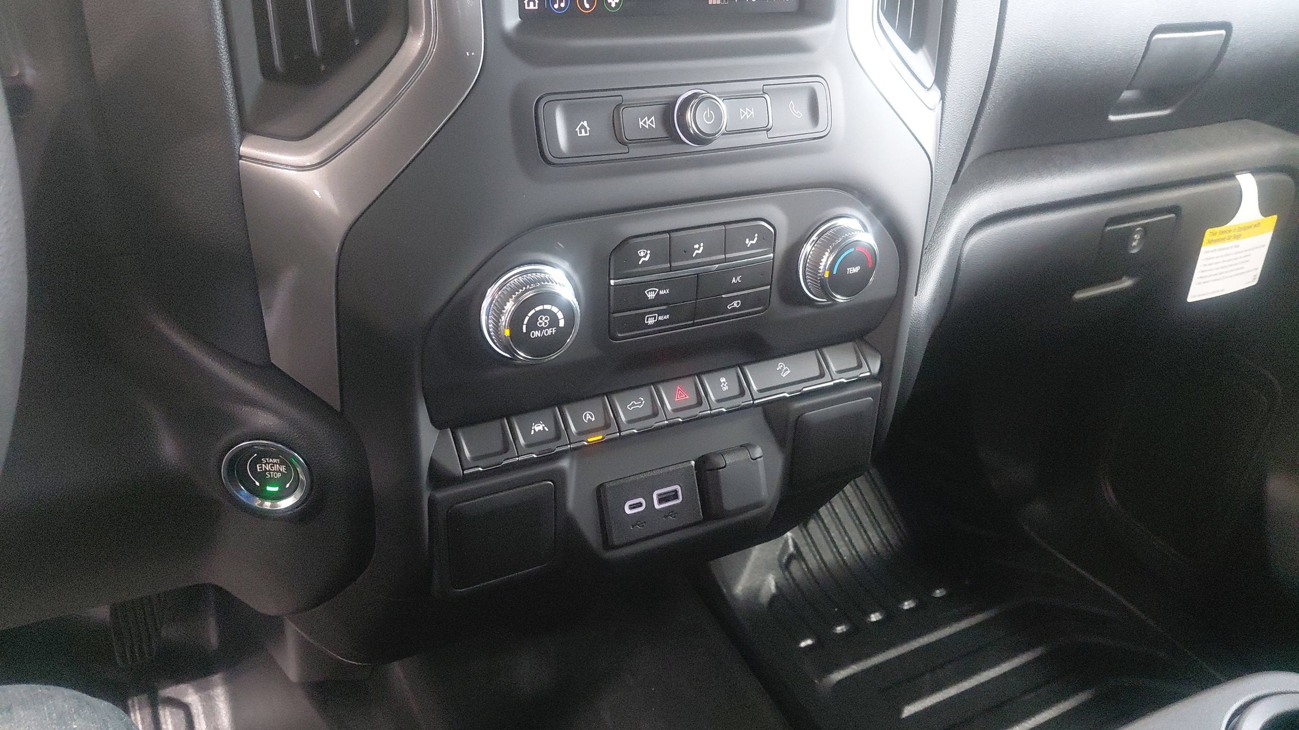 2026 GMC Sierra 1500 Pro - Photo 21