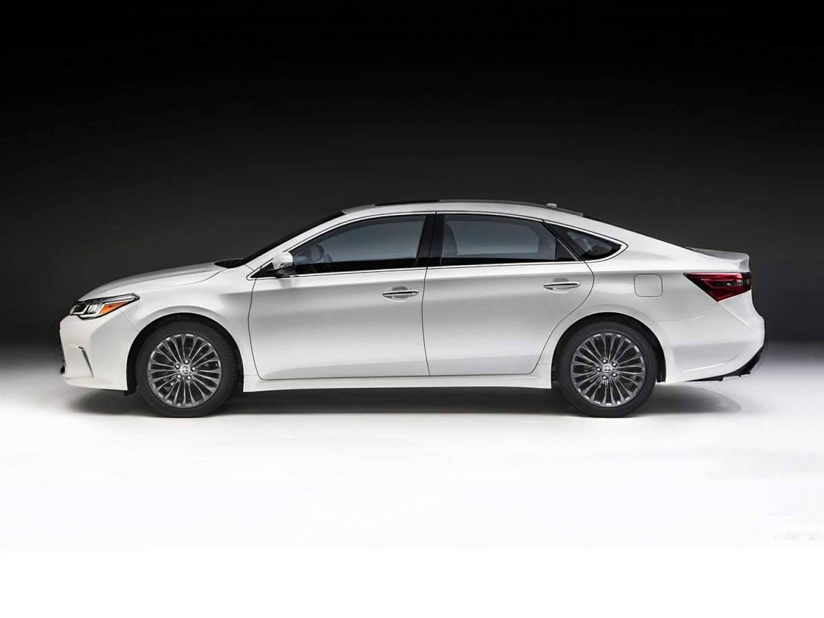 2017 Toyota Avalon XLE