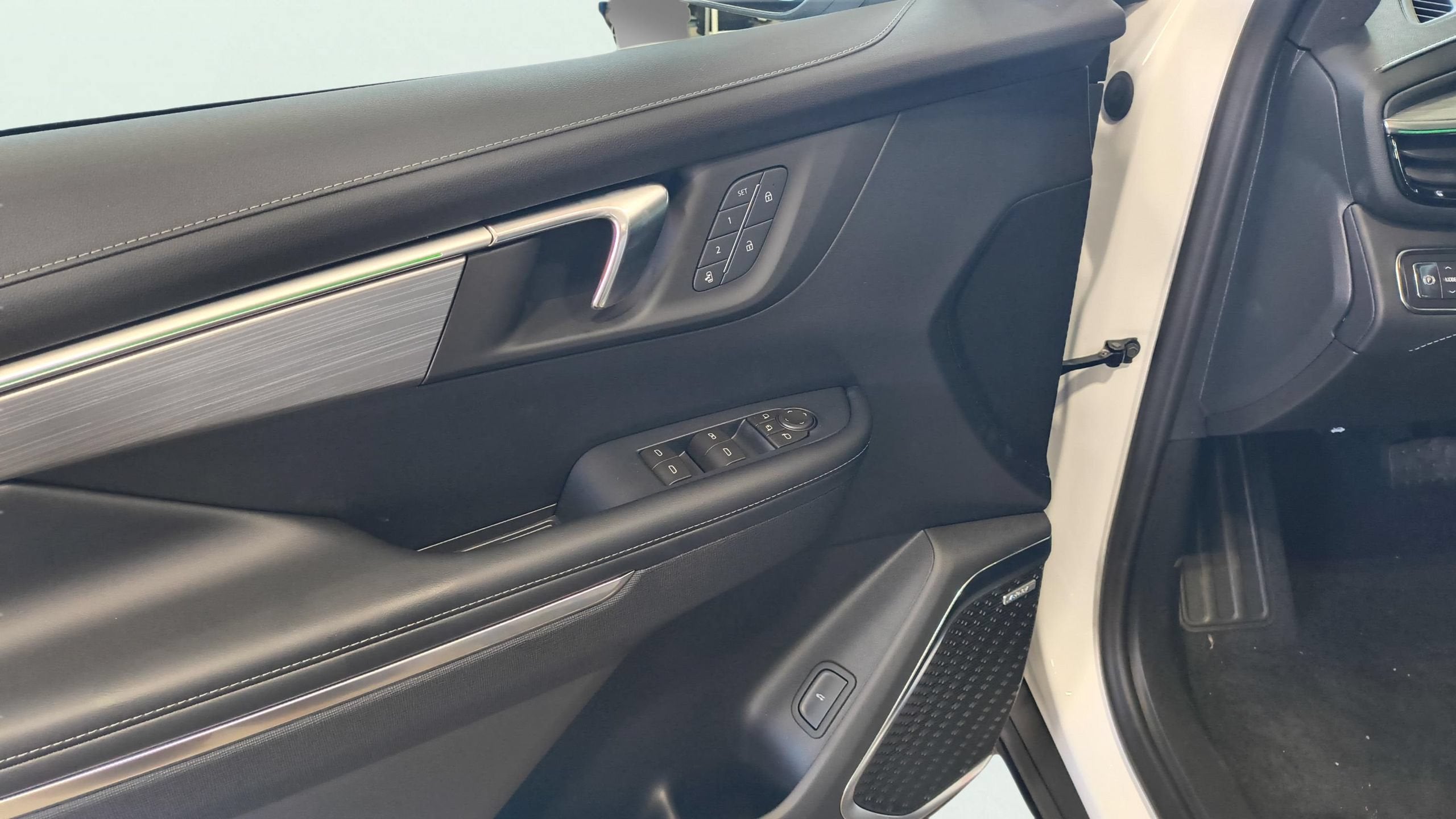 2026 Buick Enclave Preferred - Photo 29