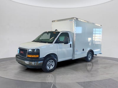 2025 GMC Savana Cutaway 3500 1WT