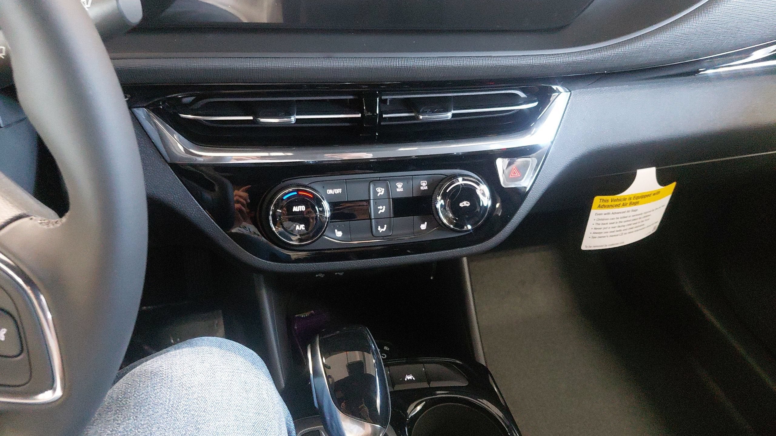 2026 Buick Envista Sport Touring - Photo 24