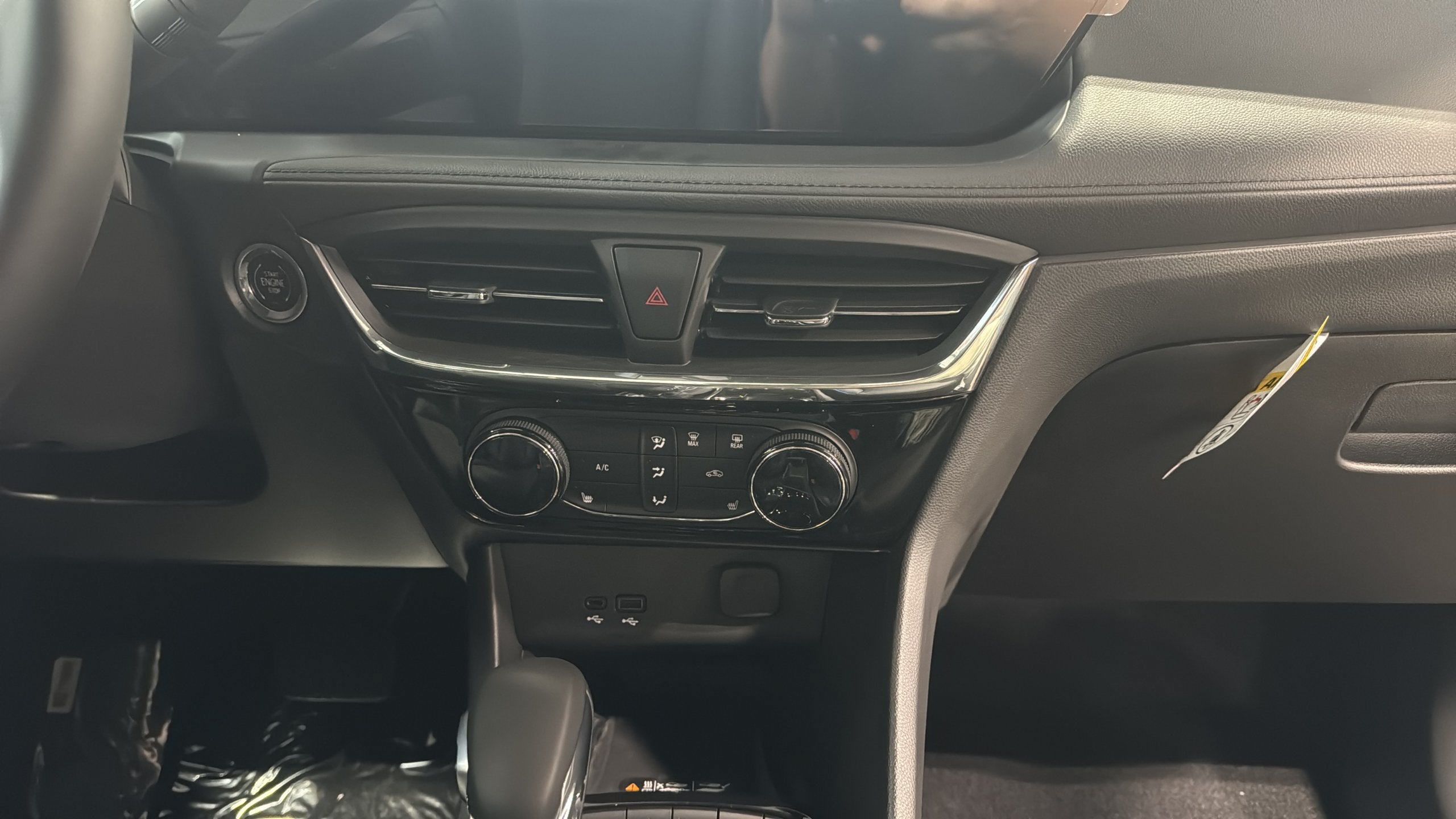 2026 Buick Encore GX Sport Touring - Photo 23