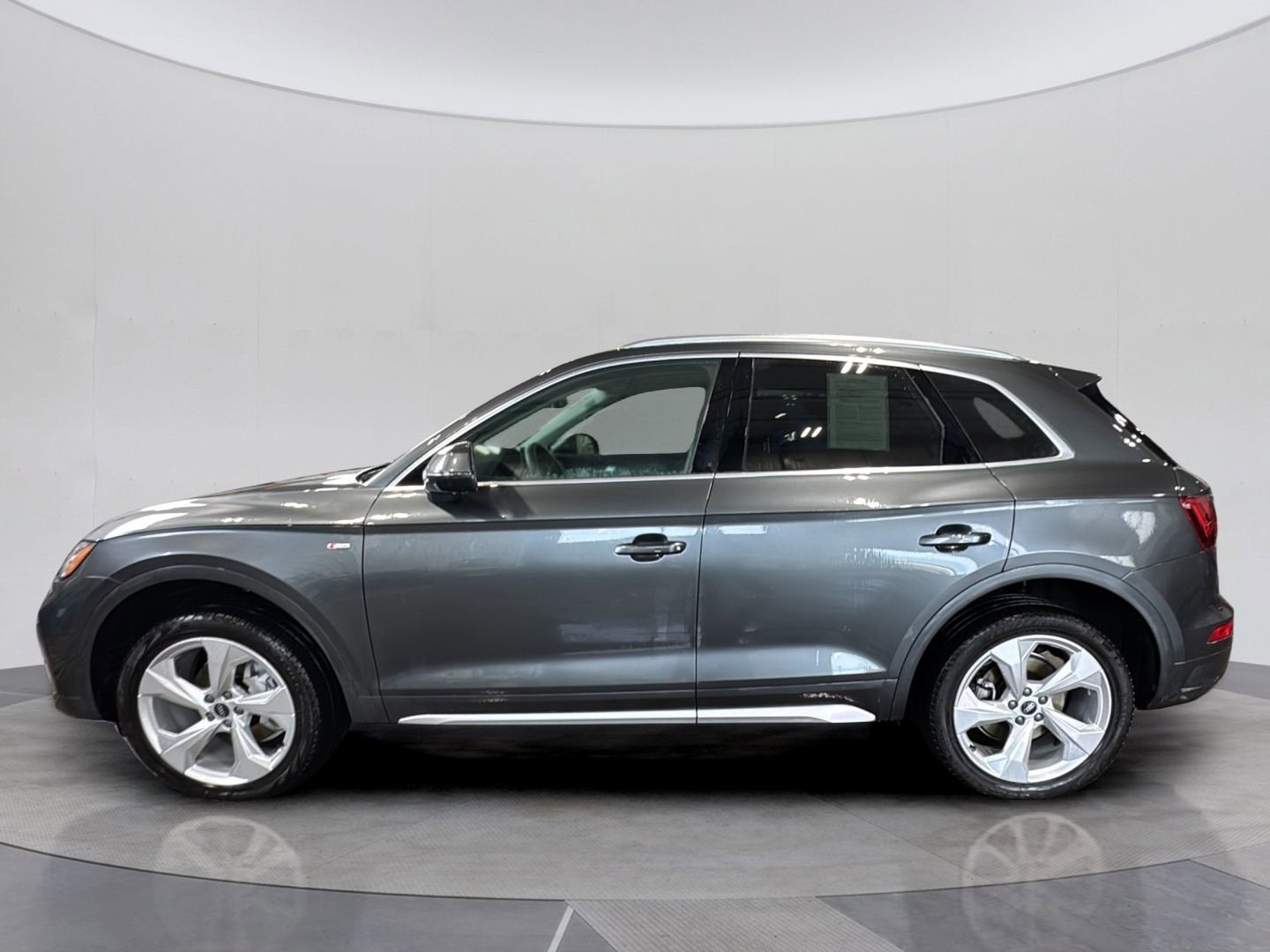 2025 Audi Q5 S line Premium Plus