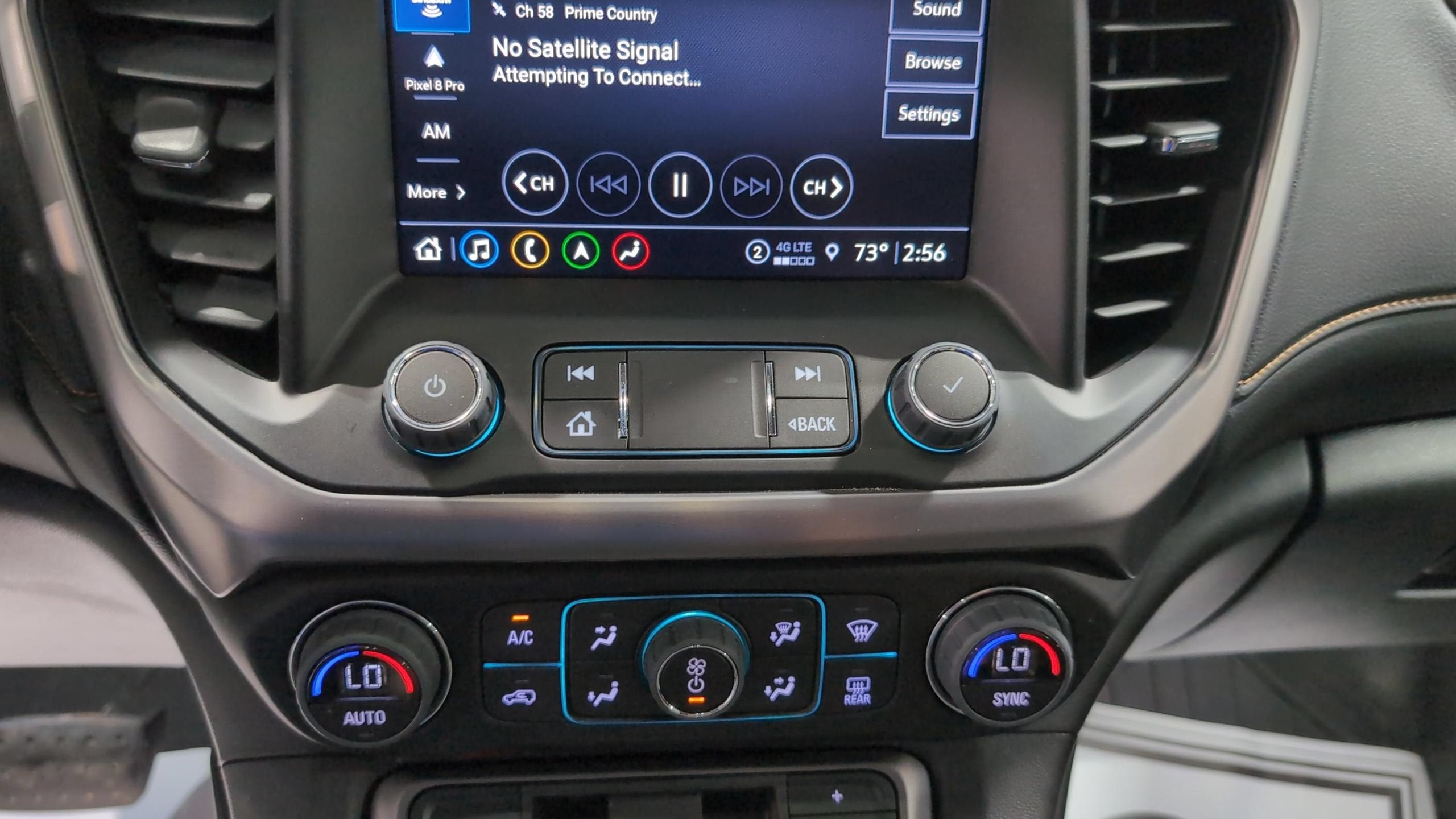 2023 GMC Acadia AT4