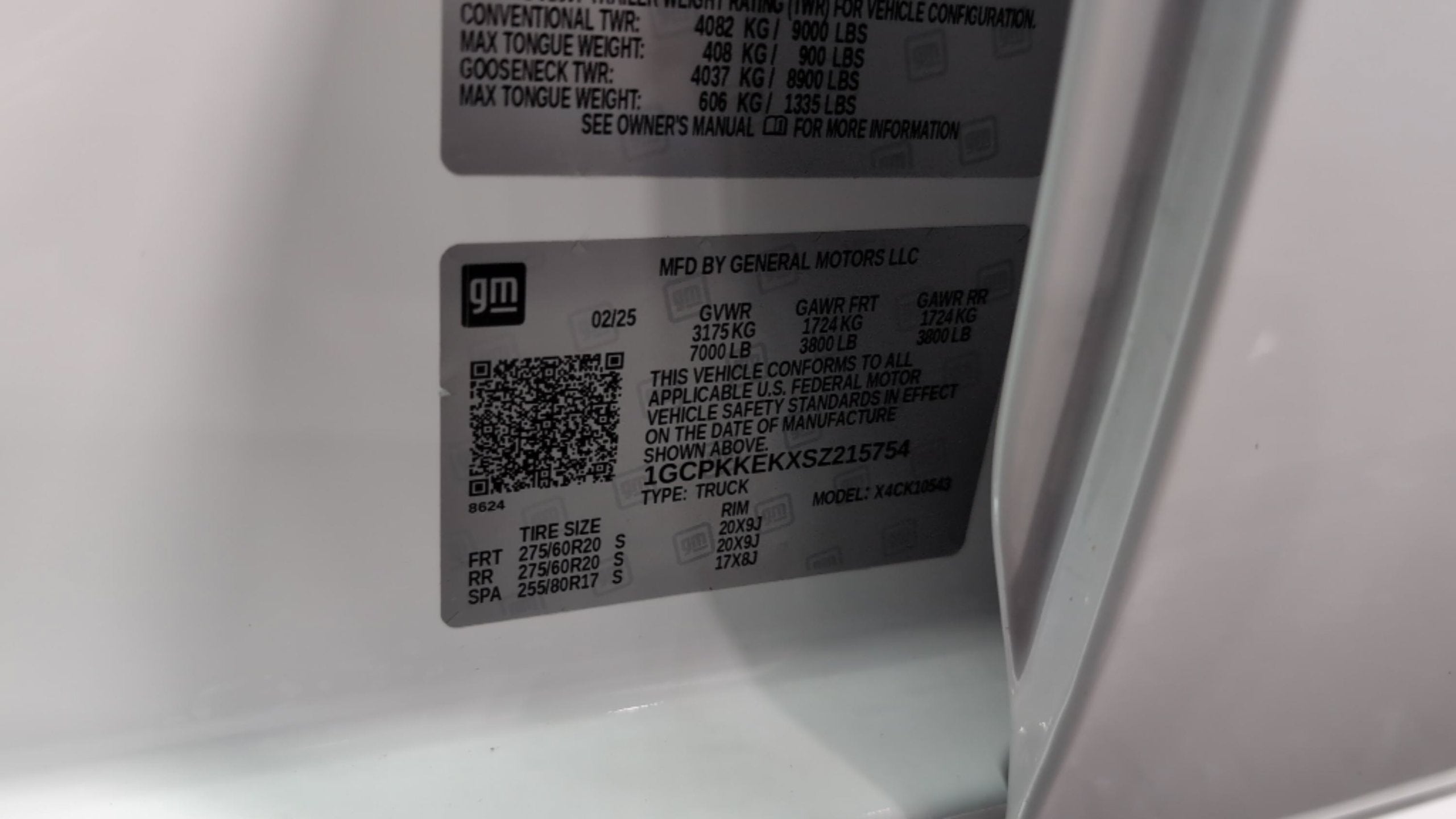 2025 Chevrolet Silverado 1500 LT (2FL)